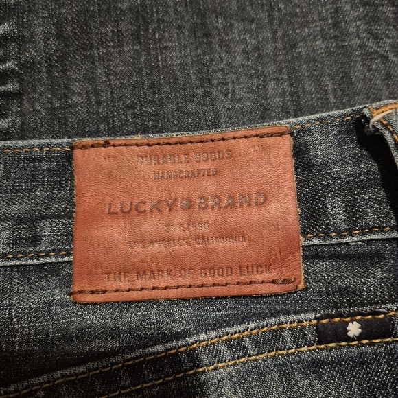 Lucky Brand men's size 33 x 30 410 Athletic Slim jeans stretch minimal fade VGUC - Picture 8 of 9